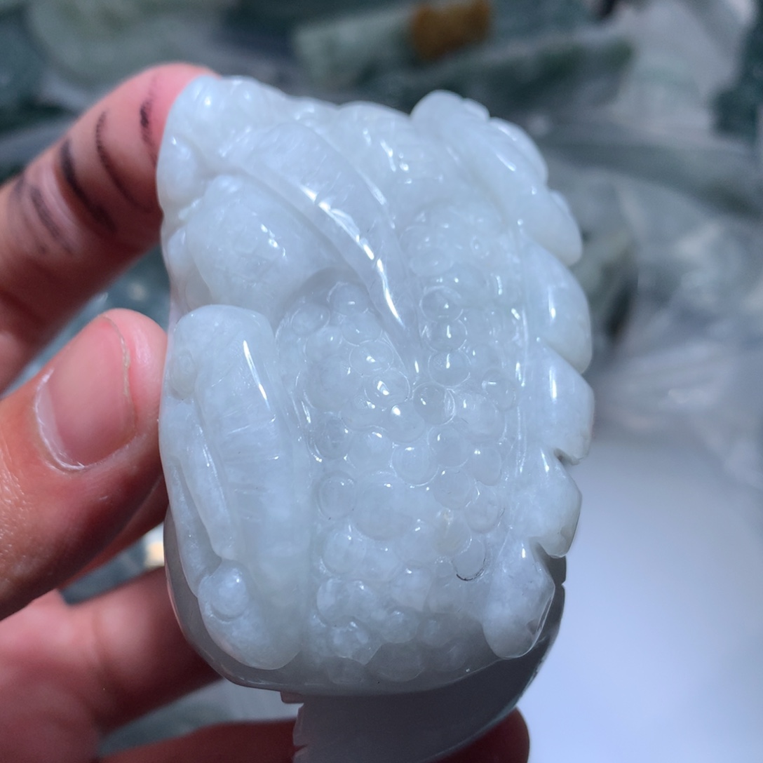 翡翠未镶嵌颈饰保真天然a货翡翠