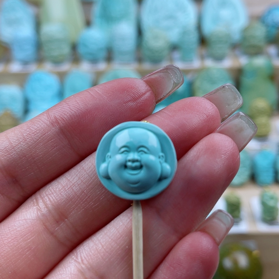 绿松石未镶嵌珠宝奇石