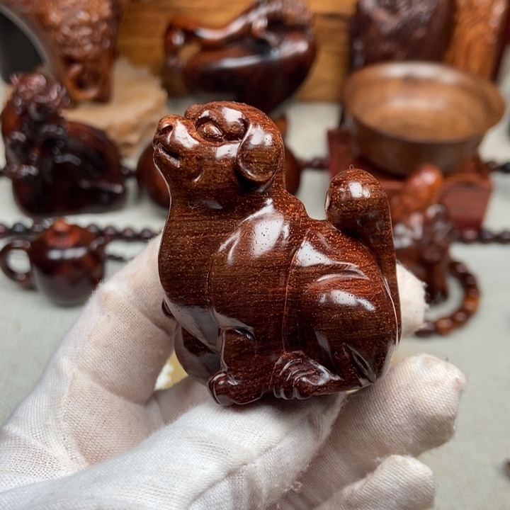 花梨木类案台旺财