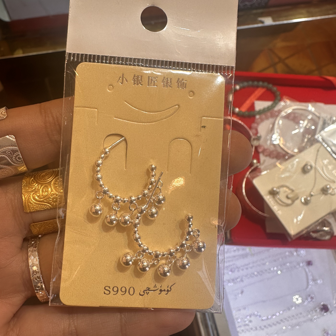 足银手镯 金泉黄金加工销售店kumux uzuk