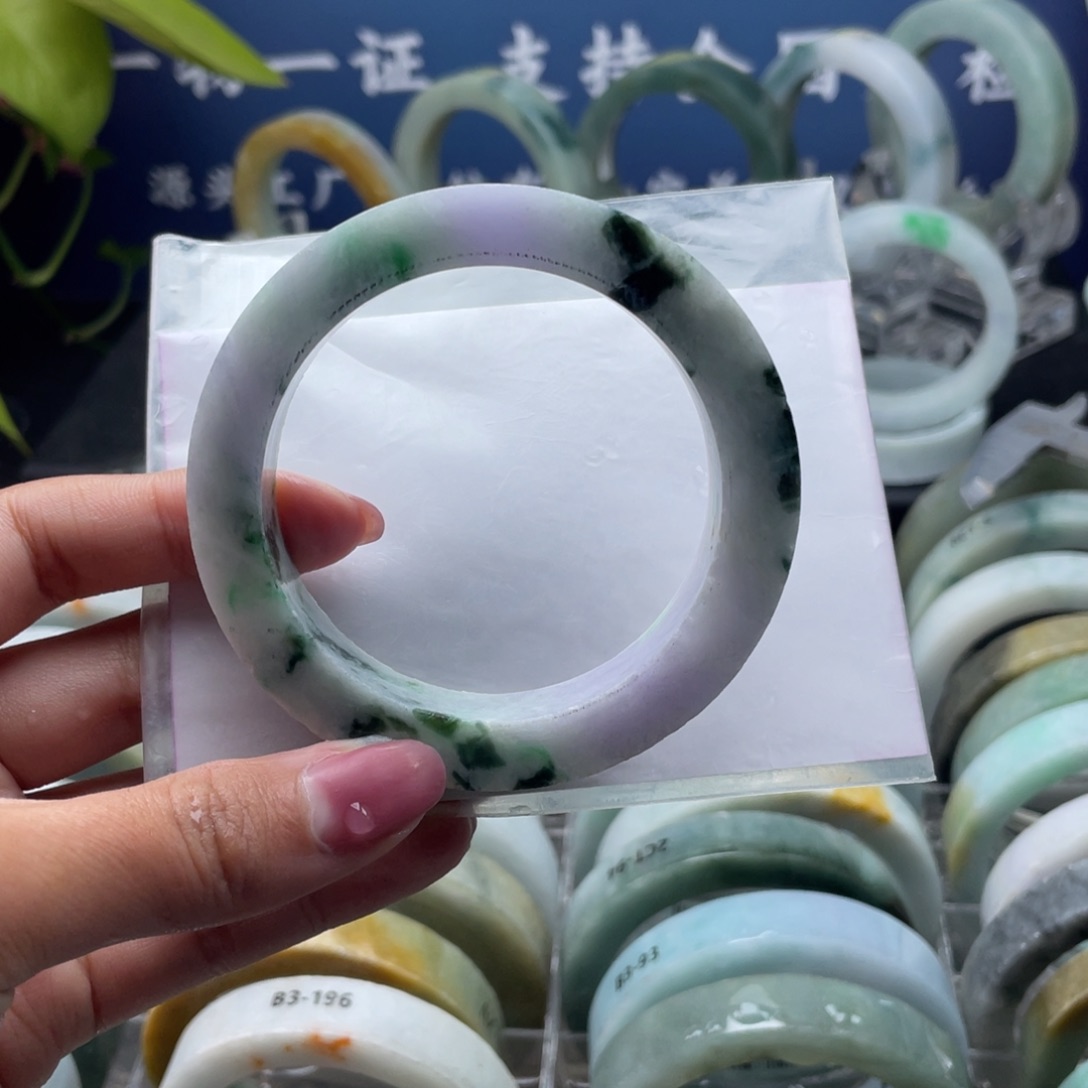 向***阳定制翡翠未镶嵌翡翠手镯