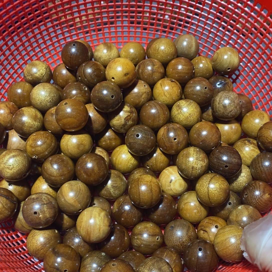 楠木小*点小叶1.8散珠半斤微瑕