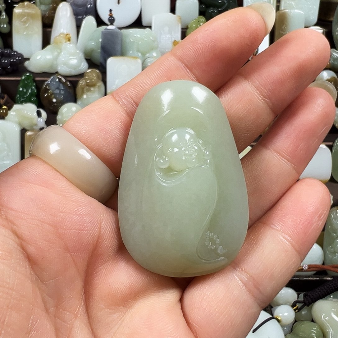 和田玉未镶嵌颈饰