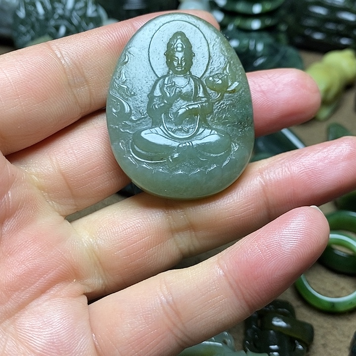 和田玉未镶嵌颈饰