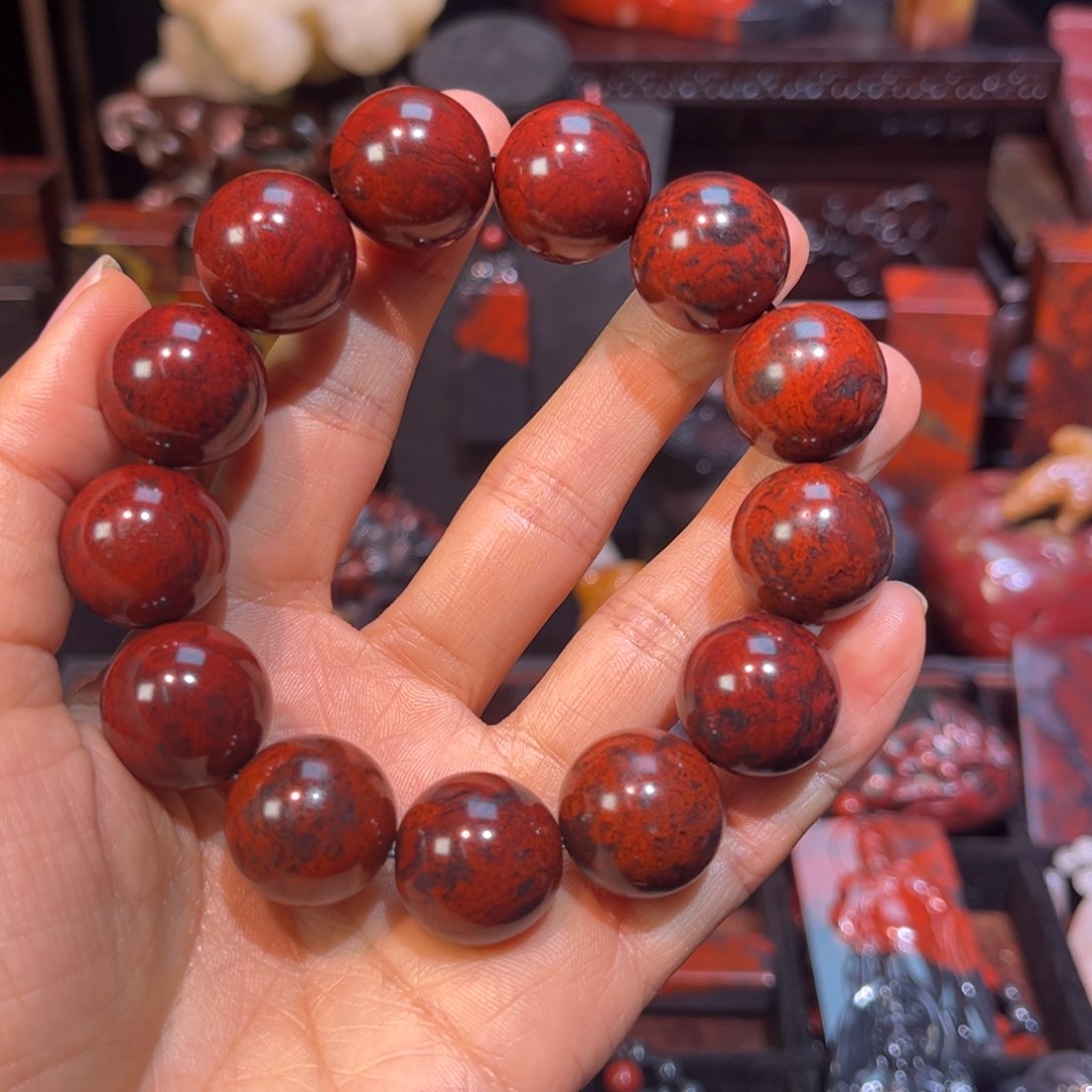 石材用****2桂林鸡血玉圆珠手串