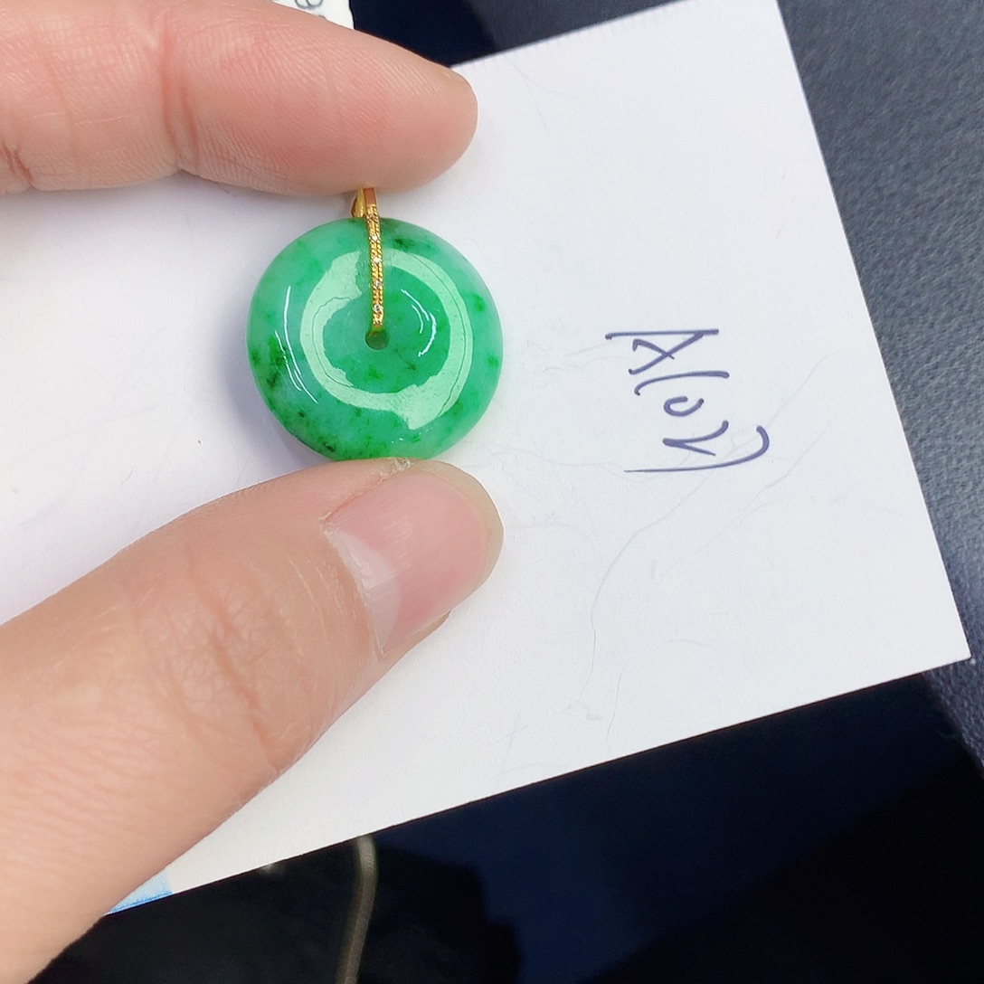 【闪购商品】翡翠颈饰18K金镶嵌0000000