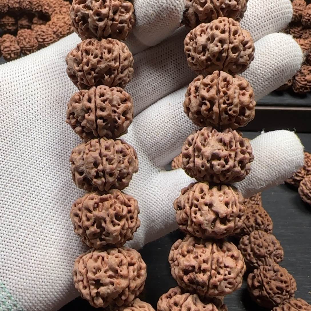 金刚菩提吊坠23+mm飞碟梅花