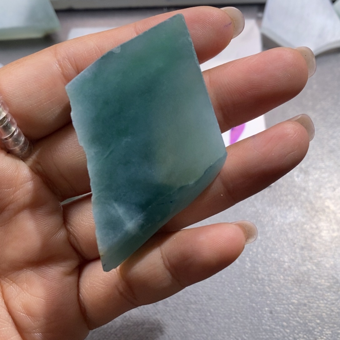 未镶嵌挂件翡翠檀*