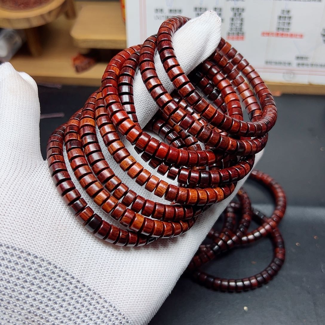 木海南红降片片珠4-7尺寸