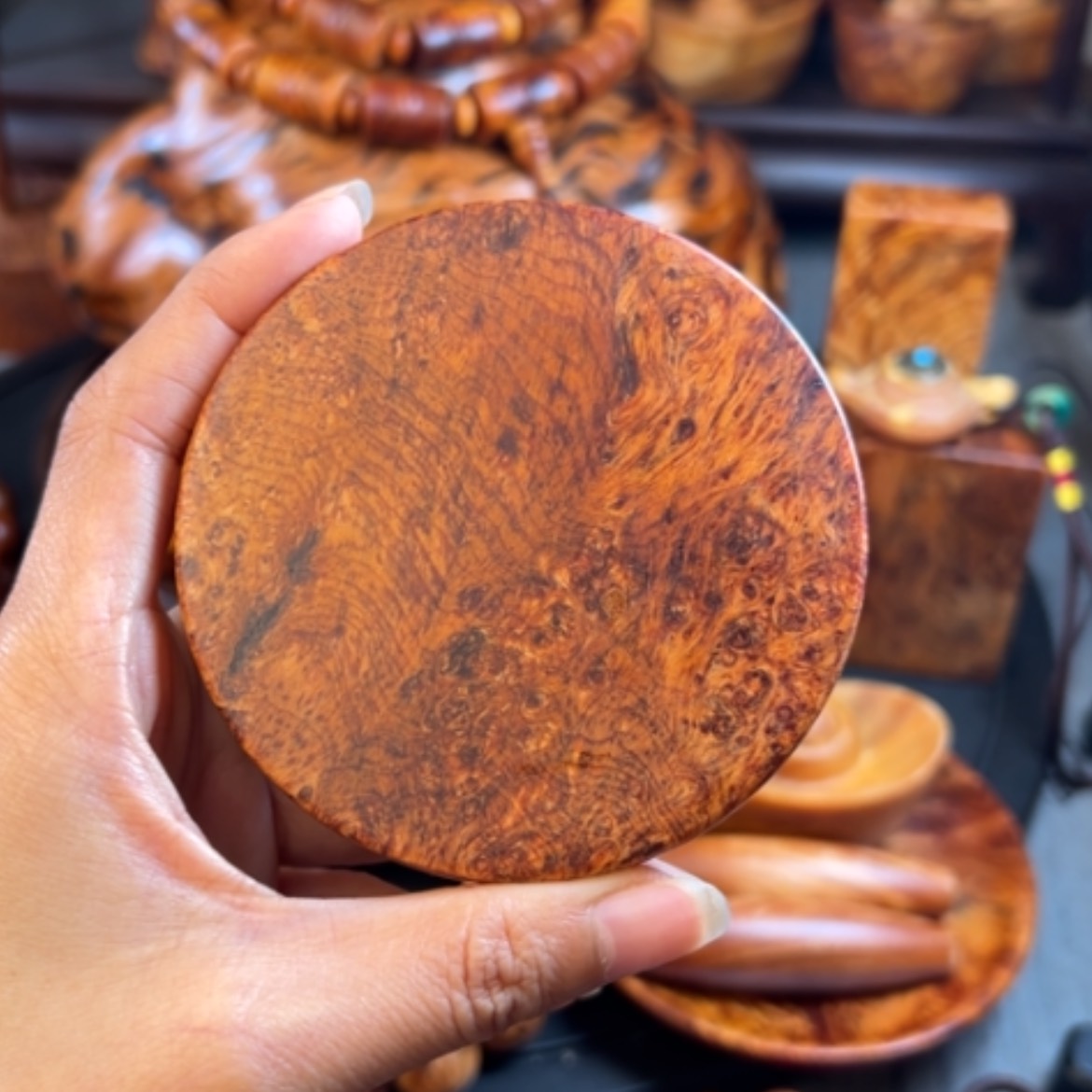 【闪购商品】松木（琥珀木）把件