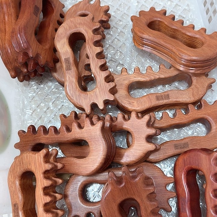 红檀木中号豆豆推板瑕疵