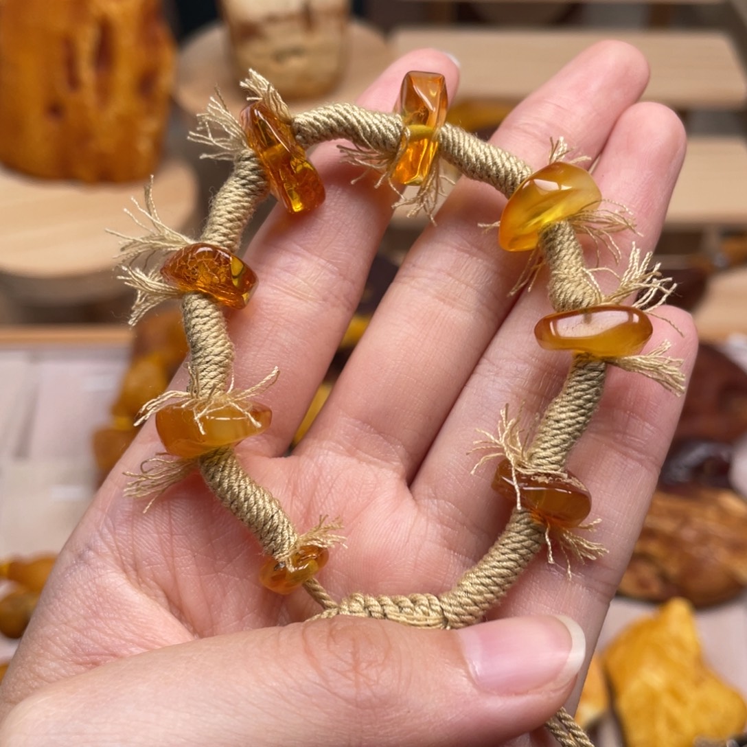 琥珀未镶嵌珠宝奇石