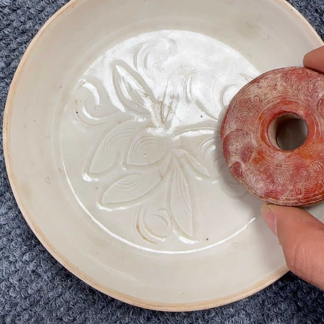 瓷片正在直播中的小