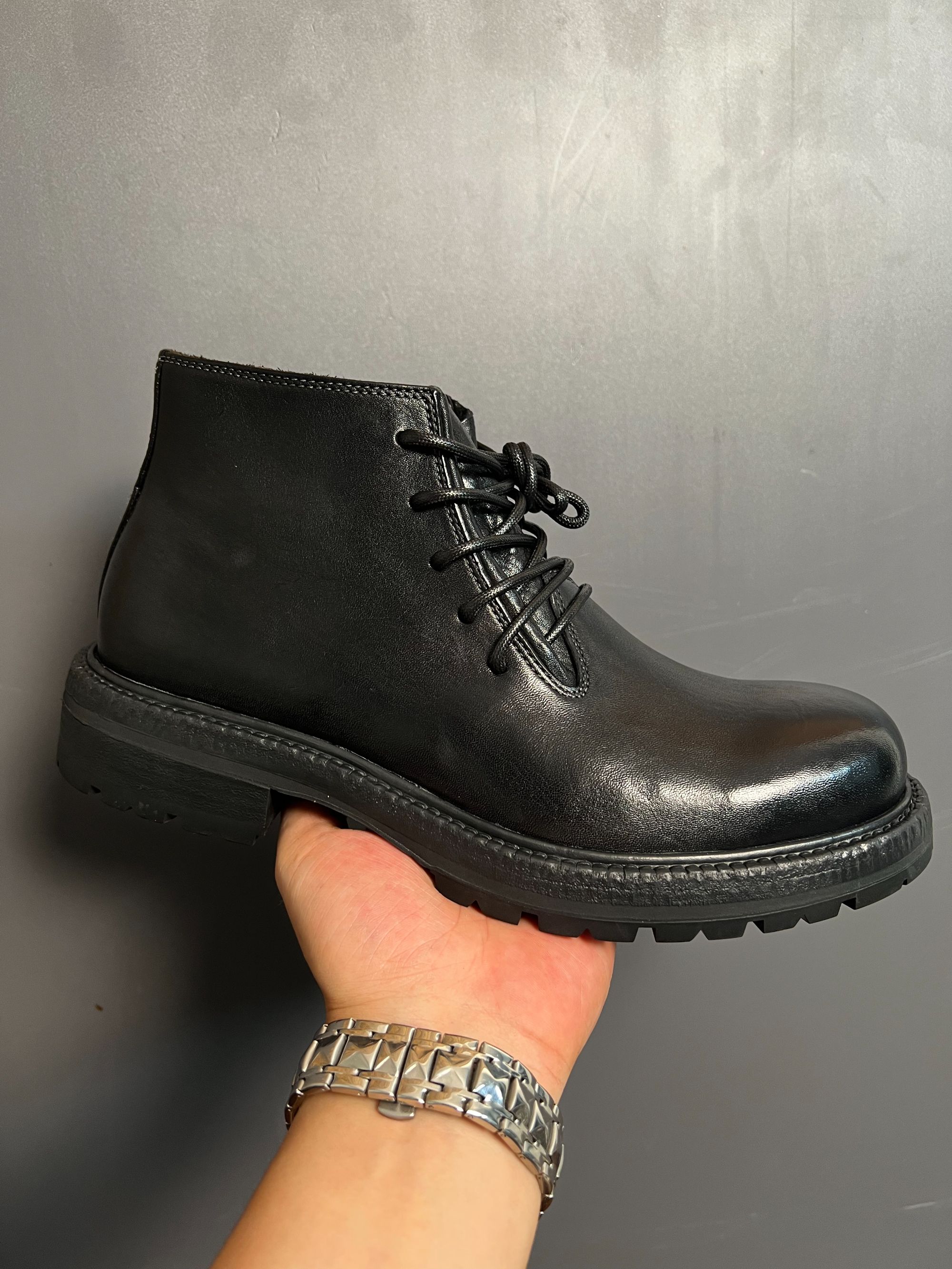 2025秋冬新款马丁靴水洗纯马皮复古高帮男士沙漠靴