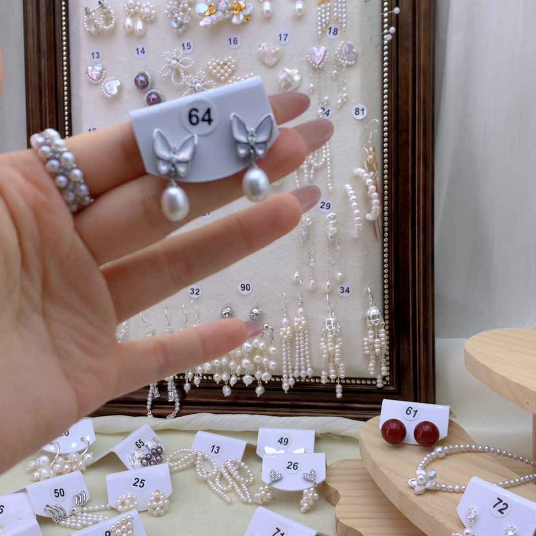 未镶嵌耳饰淡水珍珠