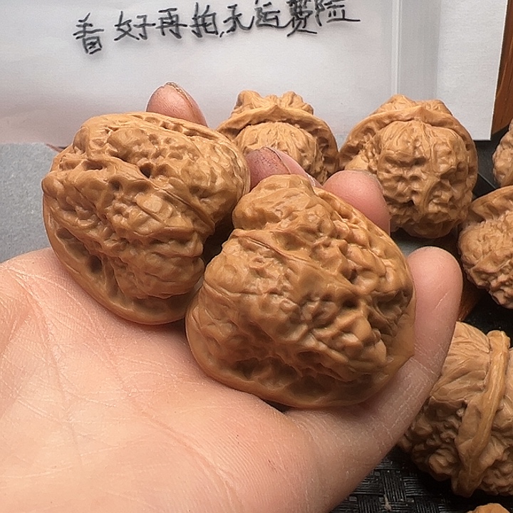 翻***云吊坠文玩核桃蛤蟆