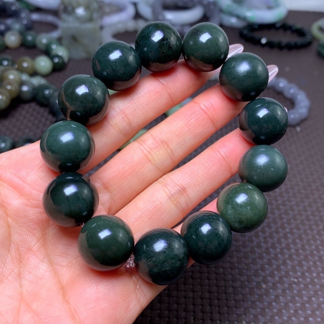 未镶嵌手串和田玉卡18