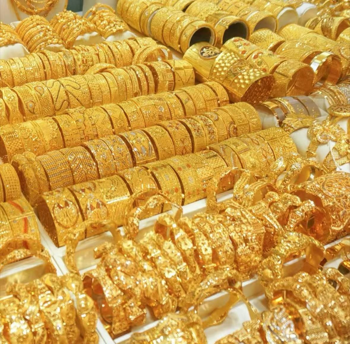 【水贝批发】黄CC吊坠经典时尚百搭潮流款式 赠链-辰召