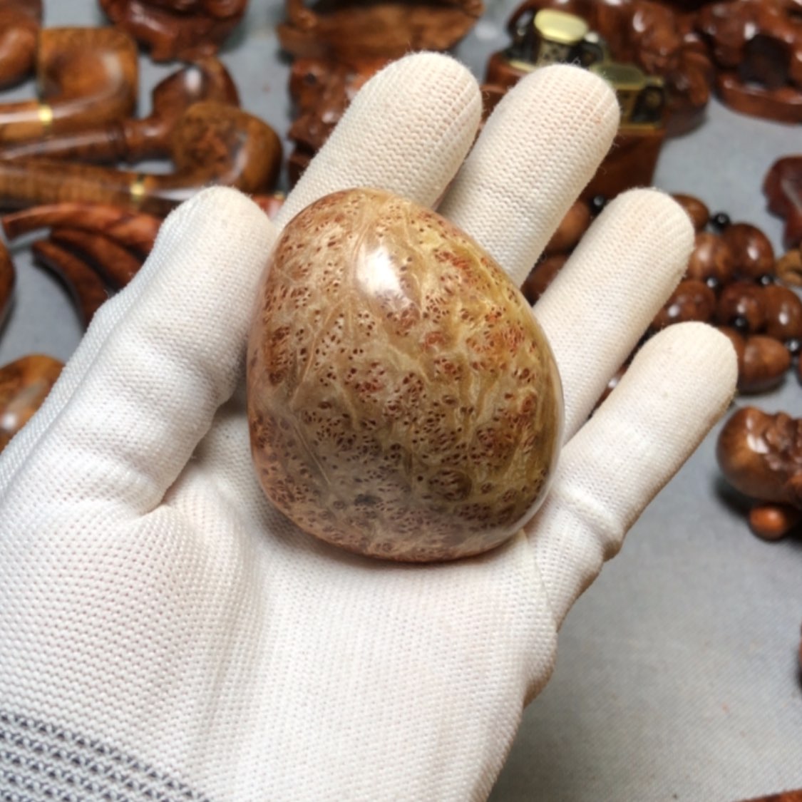 【闪购商品】木麻梨疙瘩火琉璃摆件手把件