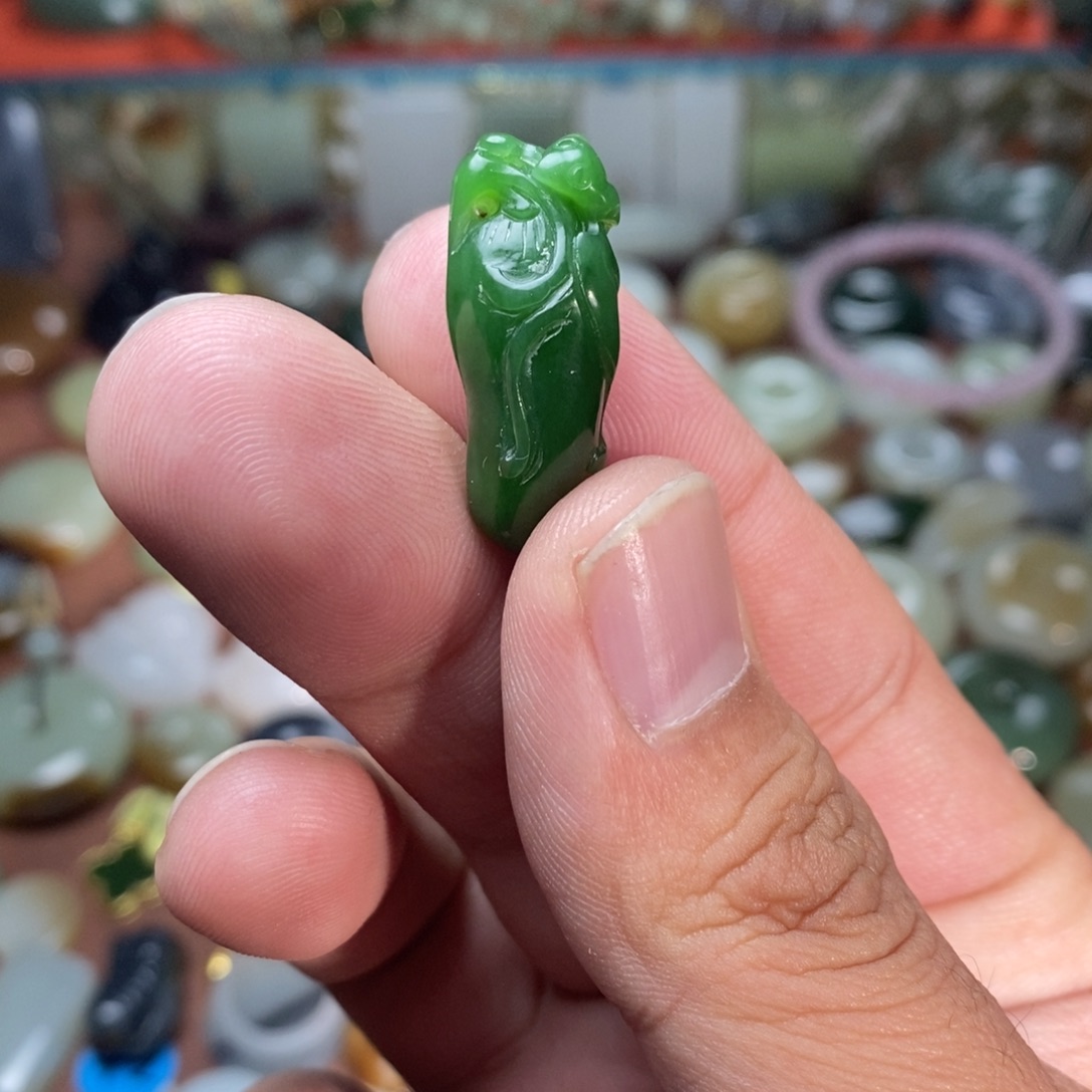 和田玉未镶嵌吊坠(不含链)