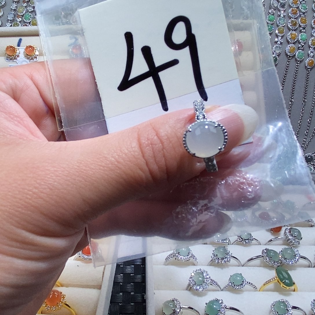 翡翠未镶嵌戒指缅甸