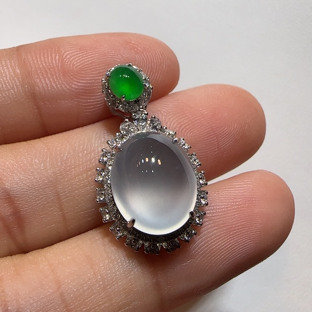 翡翠18K金镶嵌吊坠(不含链)蛋面