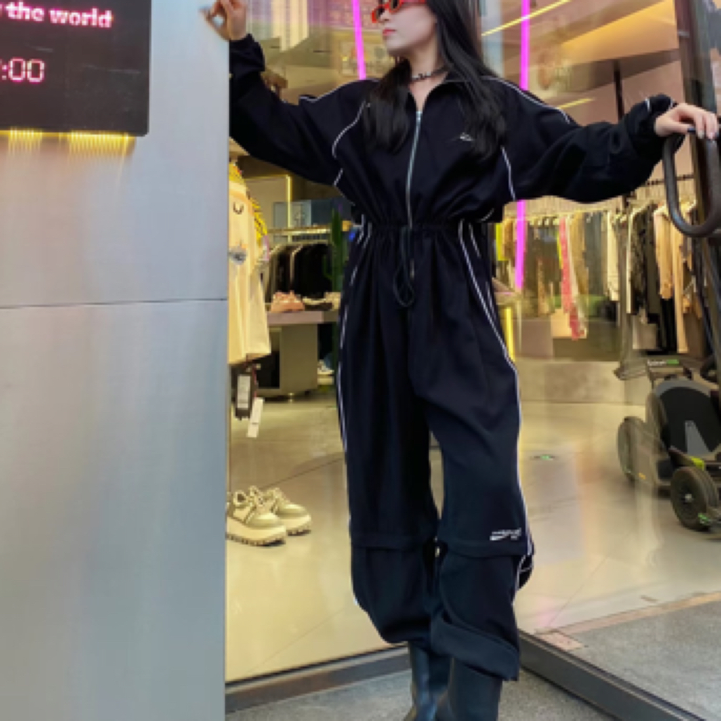 pushBUTTON 连体服 