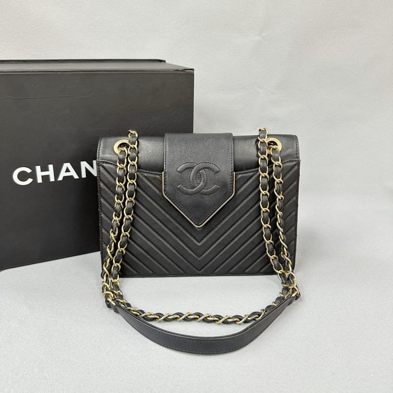 95新 Chanel/香奈儿 98新黑金斜纹单肩包23cm|S19640757