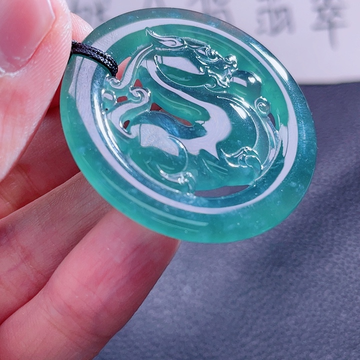 翡翠颈饰未镶嵌99999999