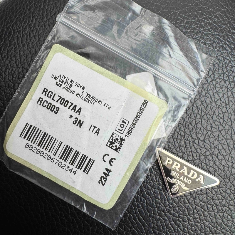 95新 Prada/普拉达 零件单个/ 乱乱子中古106695不支持鉴定玫瑰金