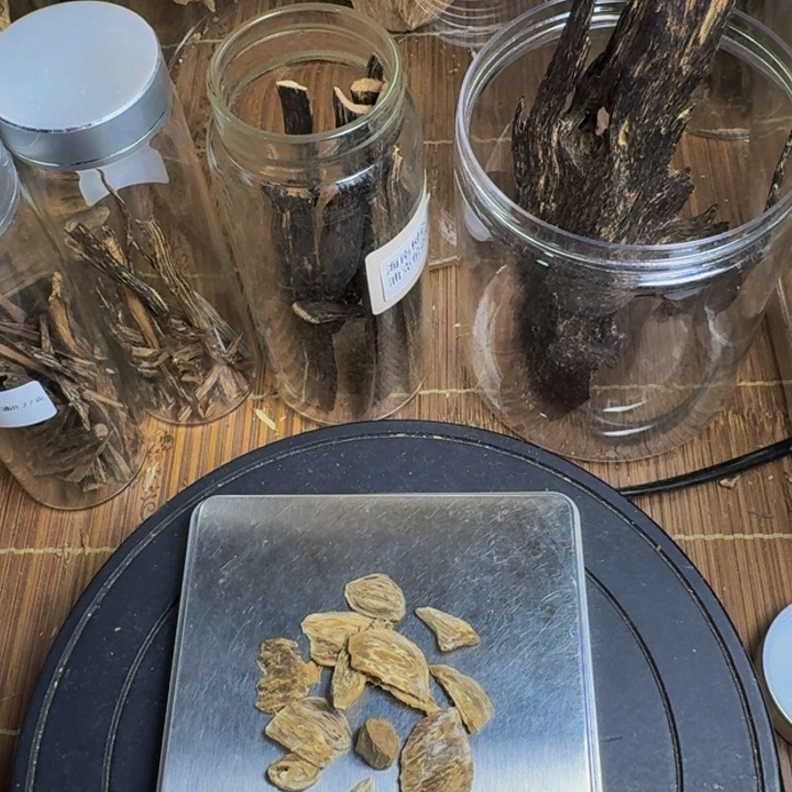 沉香沉香枕广西虎斑棋小料2.19克