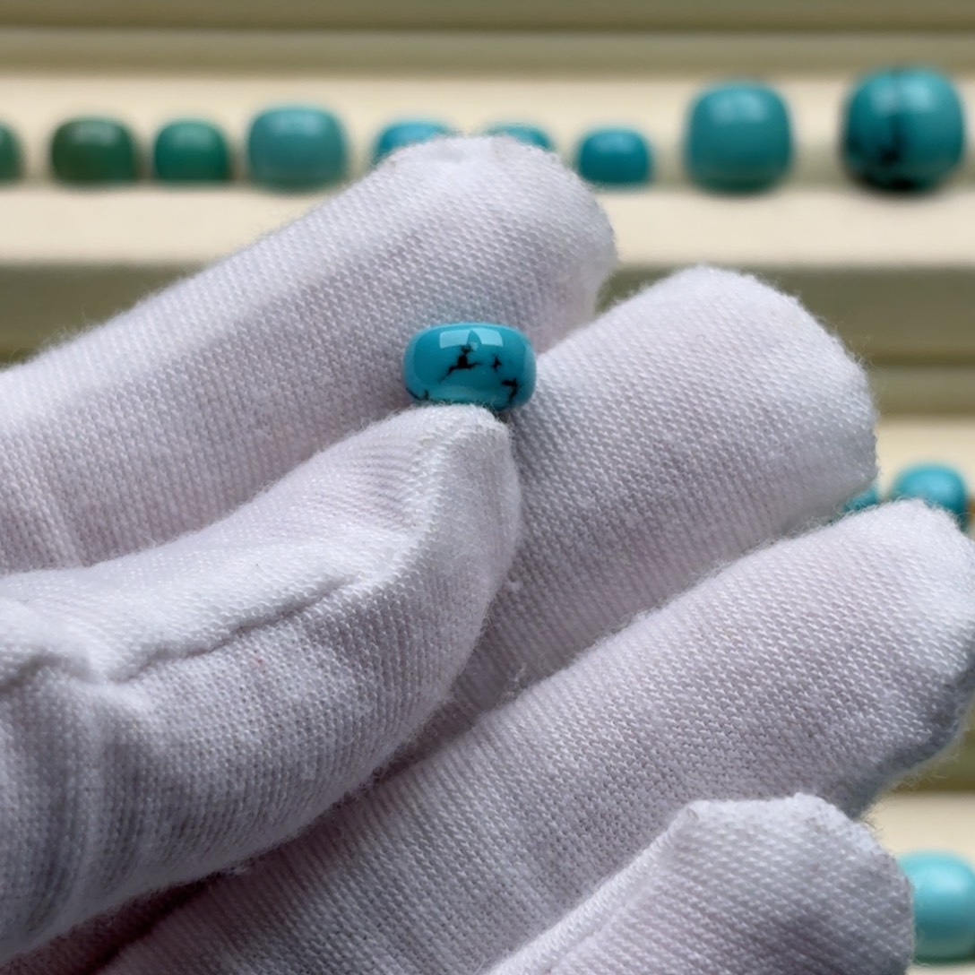 泡***️绿松石未镶嵌珠宝奇石