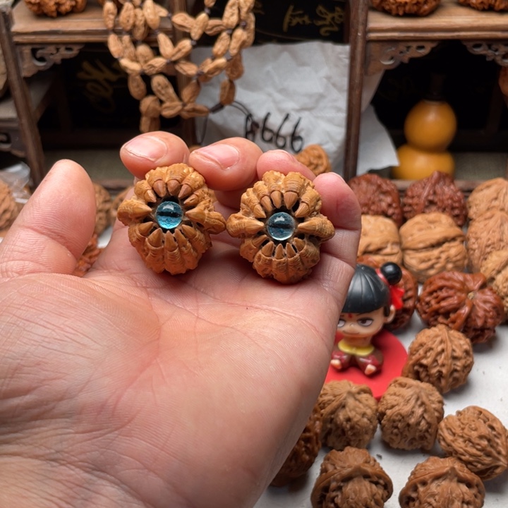 吊坠文玩核桃吞噬