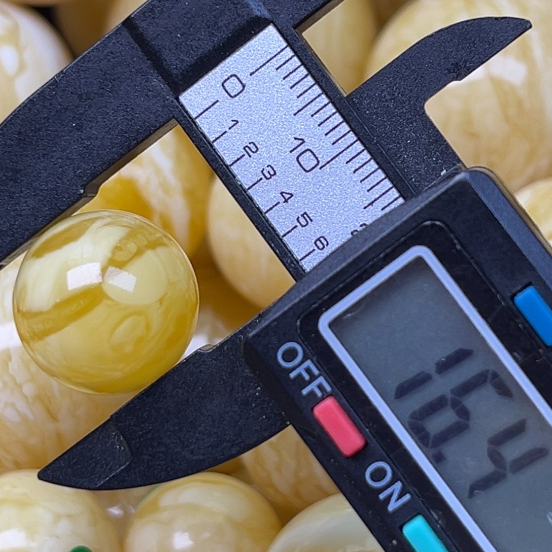 裸石蜜蜡未镶嵌！