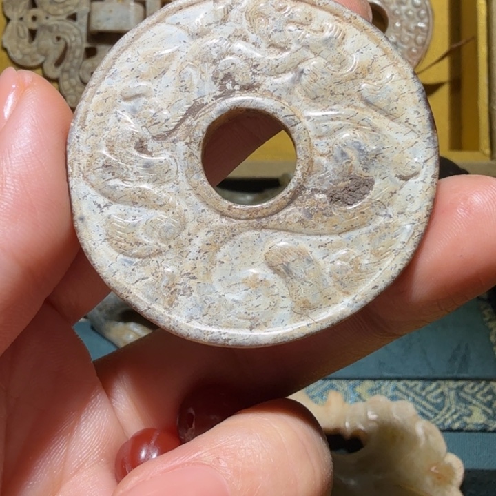 千***播和田玉（糖玉）未镶嵌颈饰