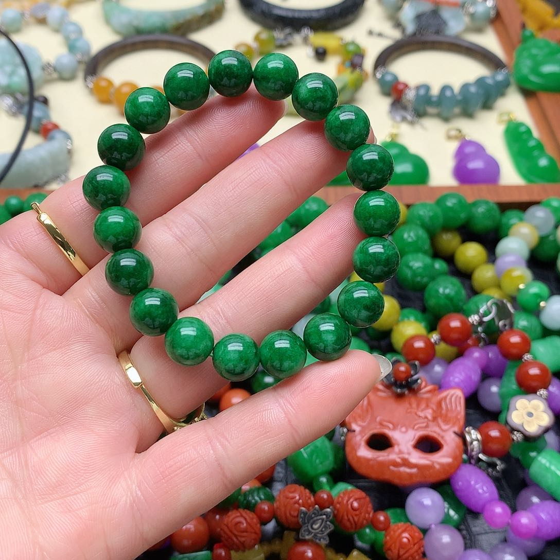 吊坠(赠链)未镶嵌翡翠