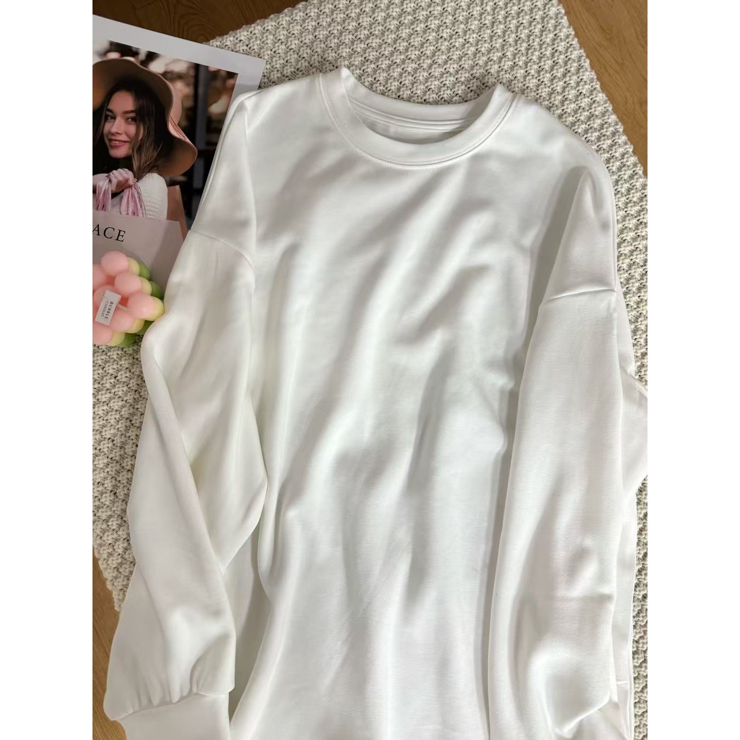 新款气质休闲韩版简约圆领长袖T恤T8989