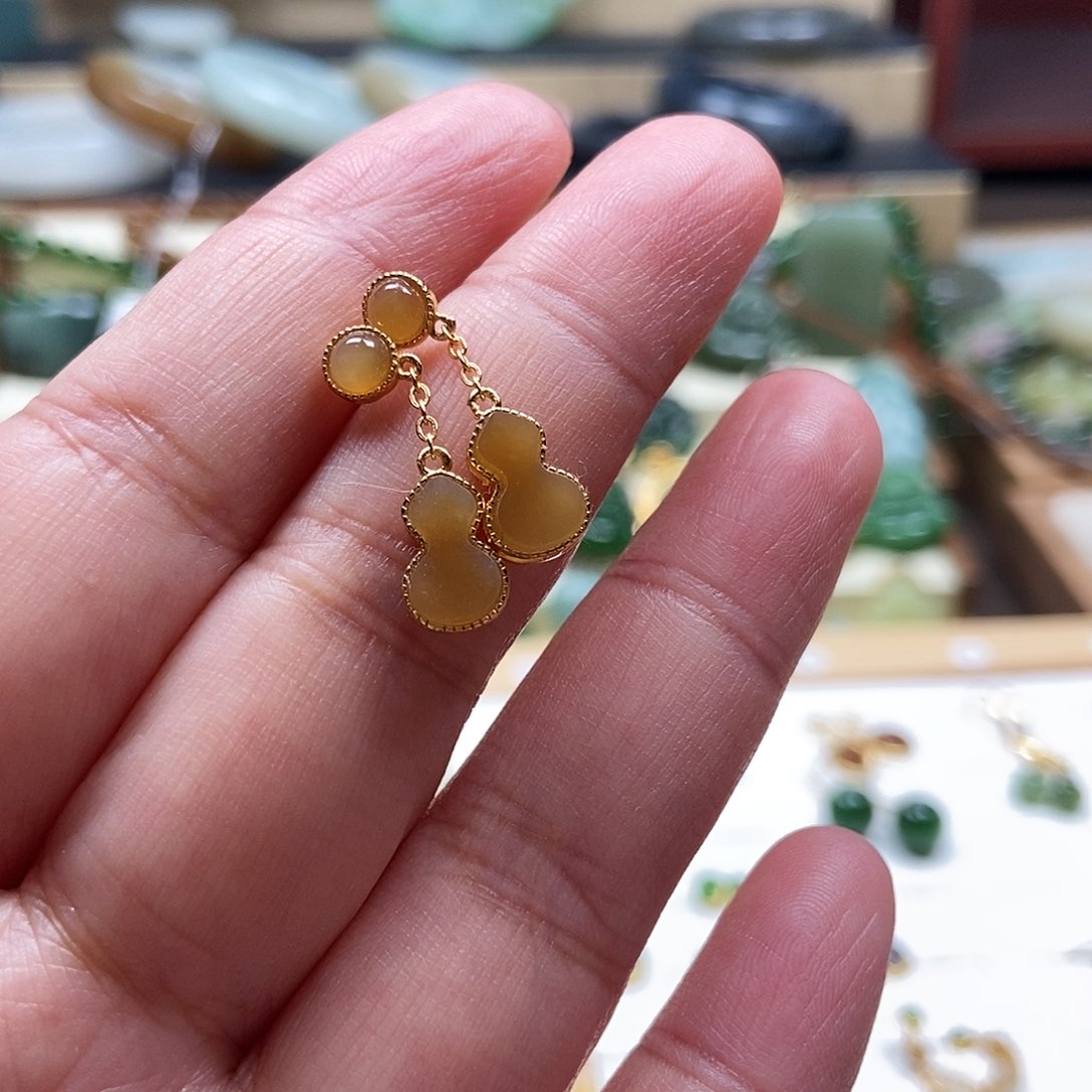 吊坠(赠链)银S925镶嵌和田玉