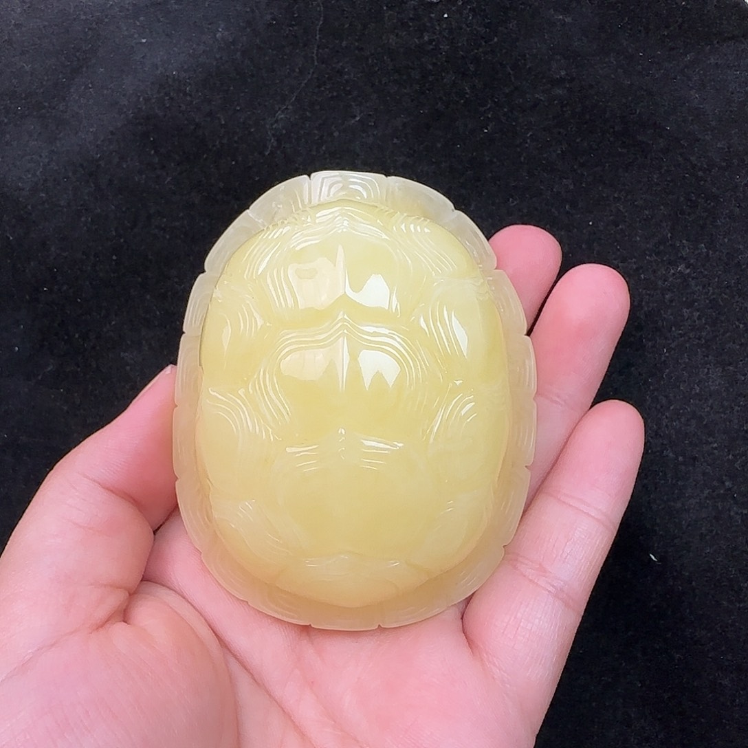 蜜蜡未镶嵌珠宝奇石