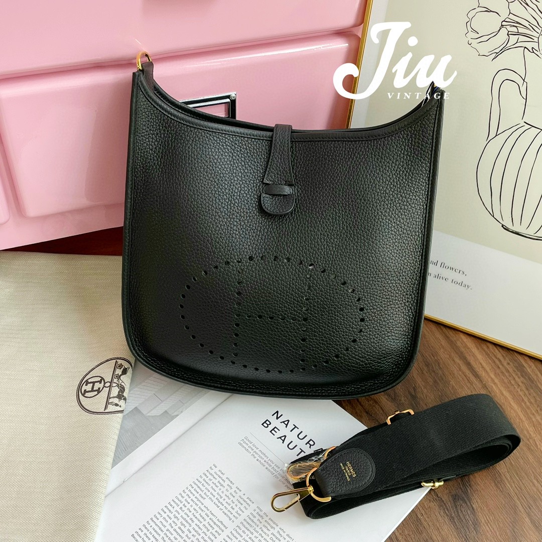 99新 Hermes/爱马仕 evelyne29 单肩包黑金w刻CG15-0094