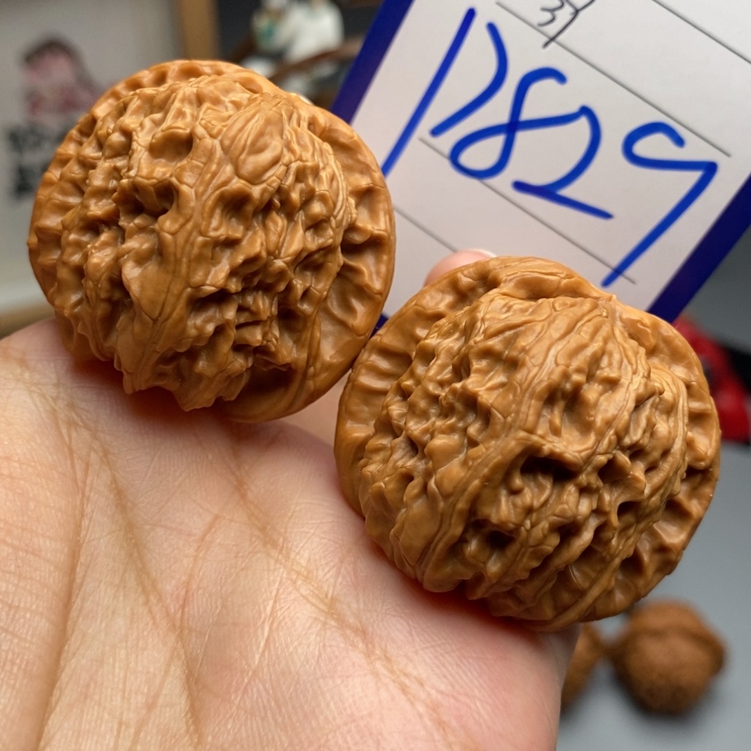 吊坠文玩核桃闷白39