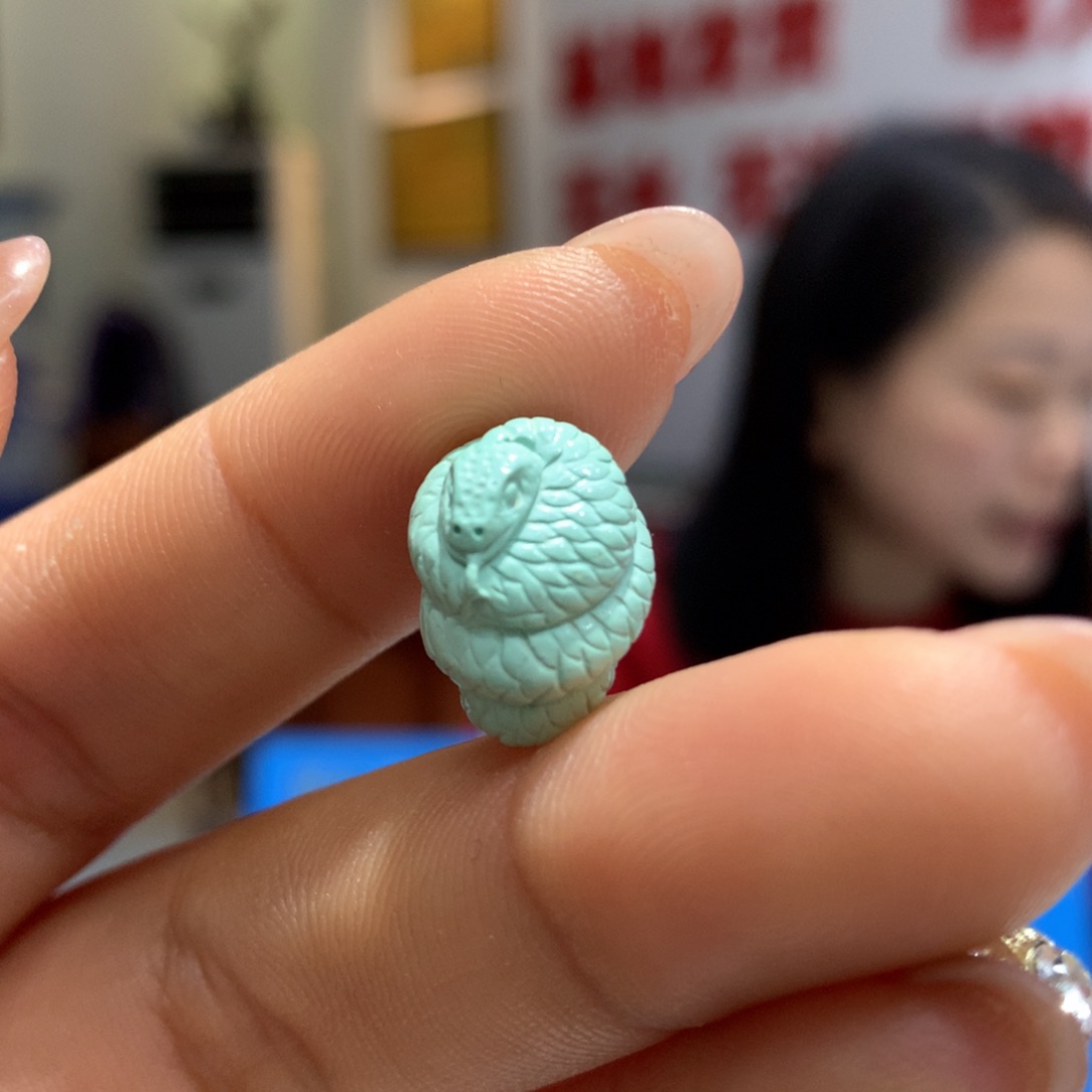 绿松石配饰未镶嵌