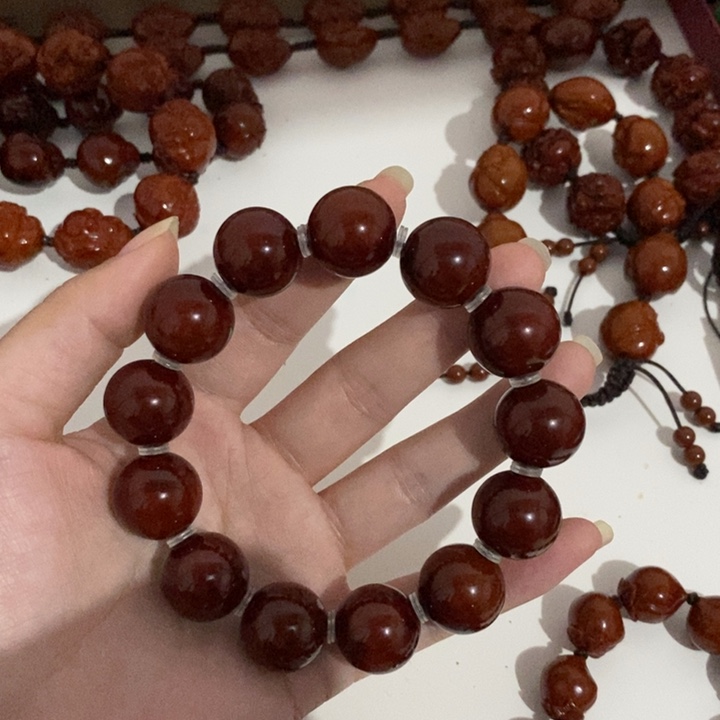临***城橄榄核雕刻工艺的发展