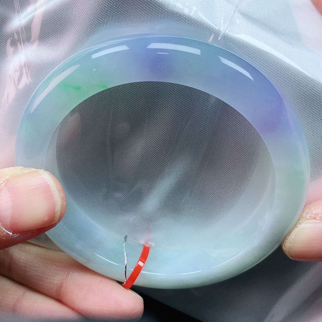 翡翠手镯未镶嵌52圈