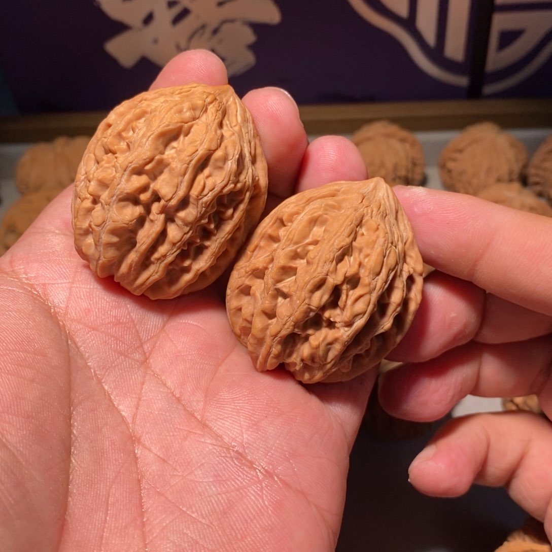 把件核桃38全品大沽石