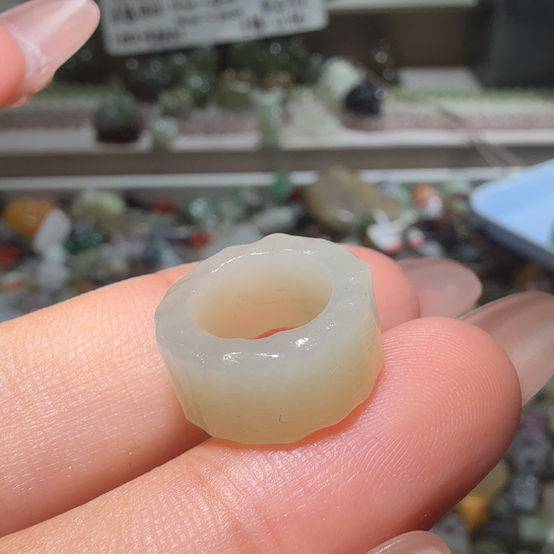 和田玉未镶嵌珠宝半成品
