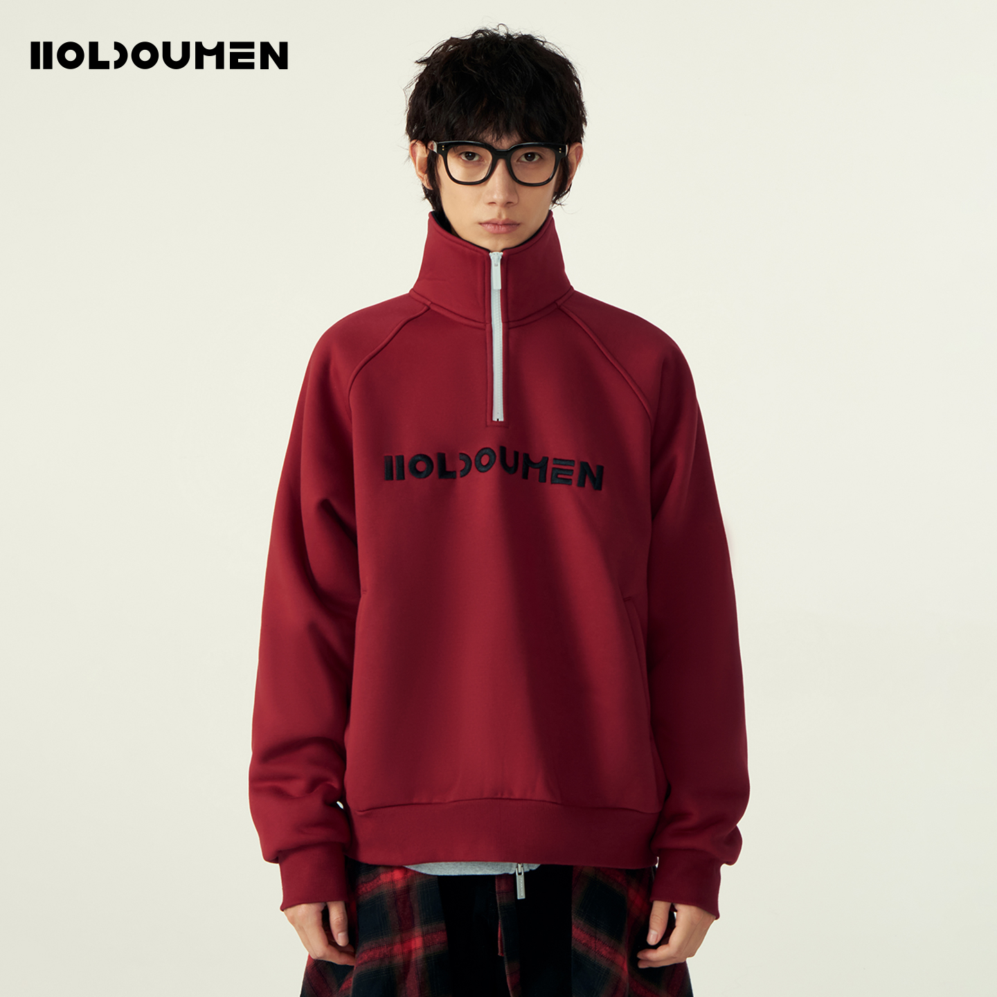 Holdoumen25秋季日常系列立领半拉链绣花卫衣