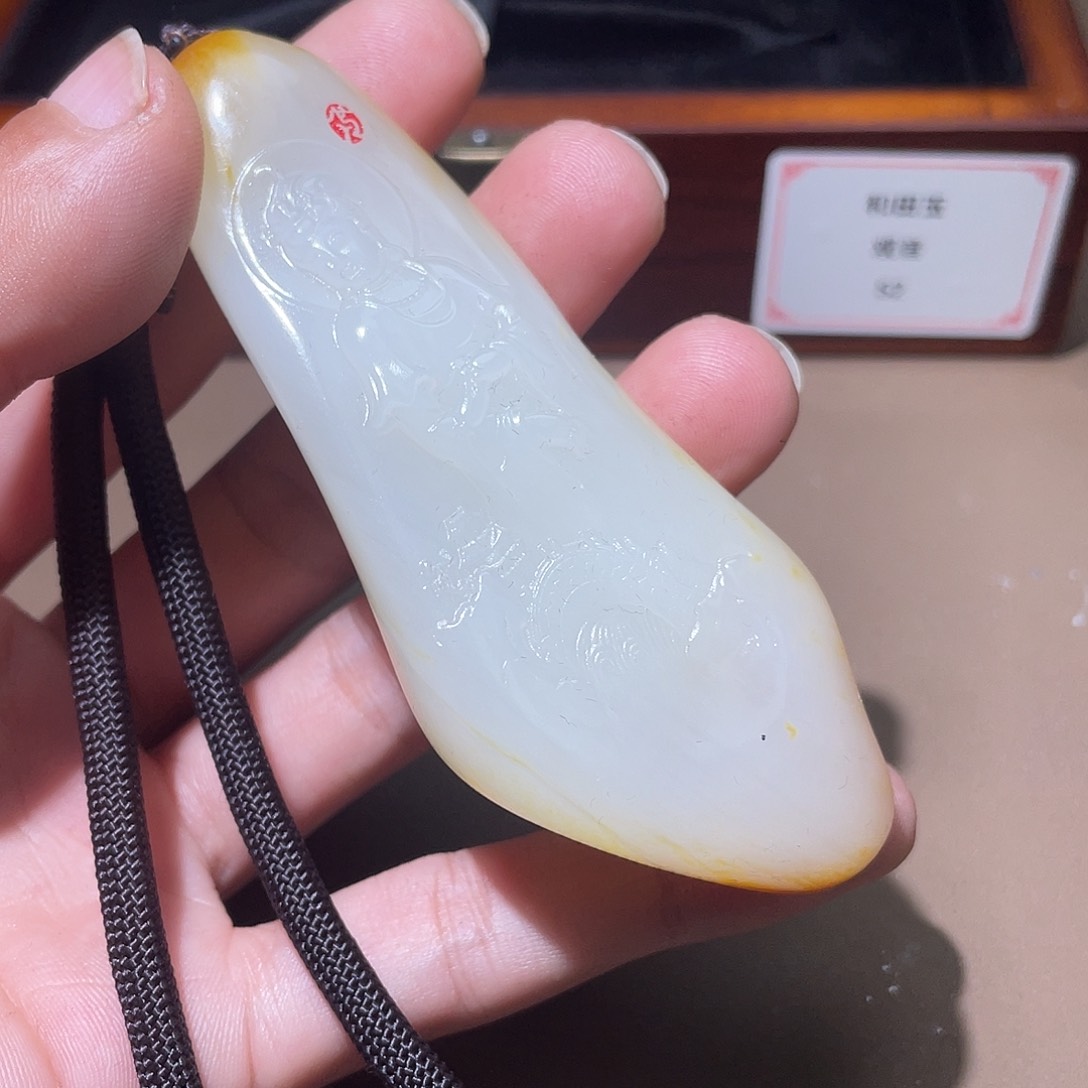 和田玉颈饰未镶嵌Z6