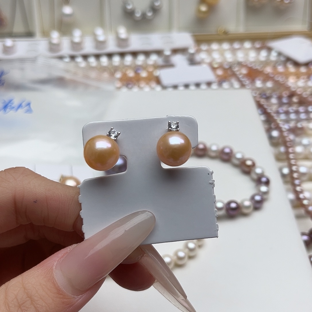 菘***蓝淡水珍珠耳饰未镶嵌