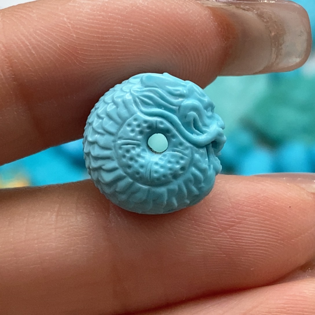 绿松石颈饰未镶嵌